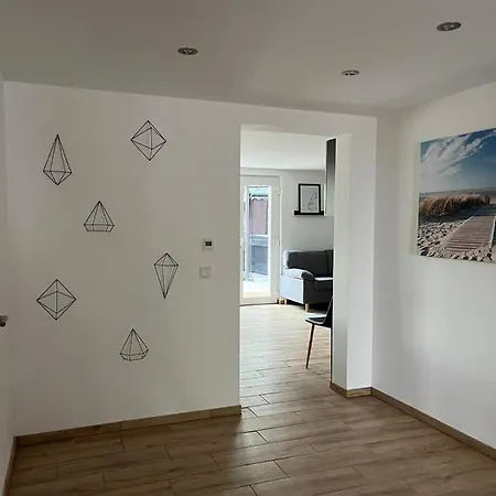 Haus Am Deich * بوتجادينغين