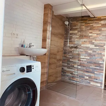 Haus Am Deich بيت للعطل *